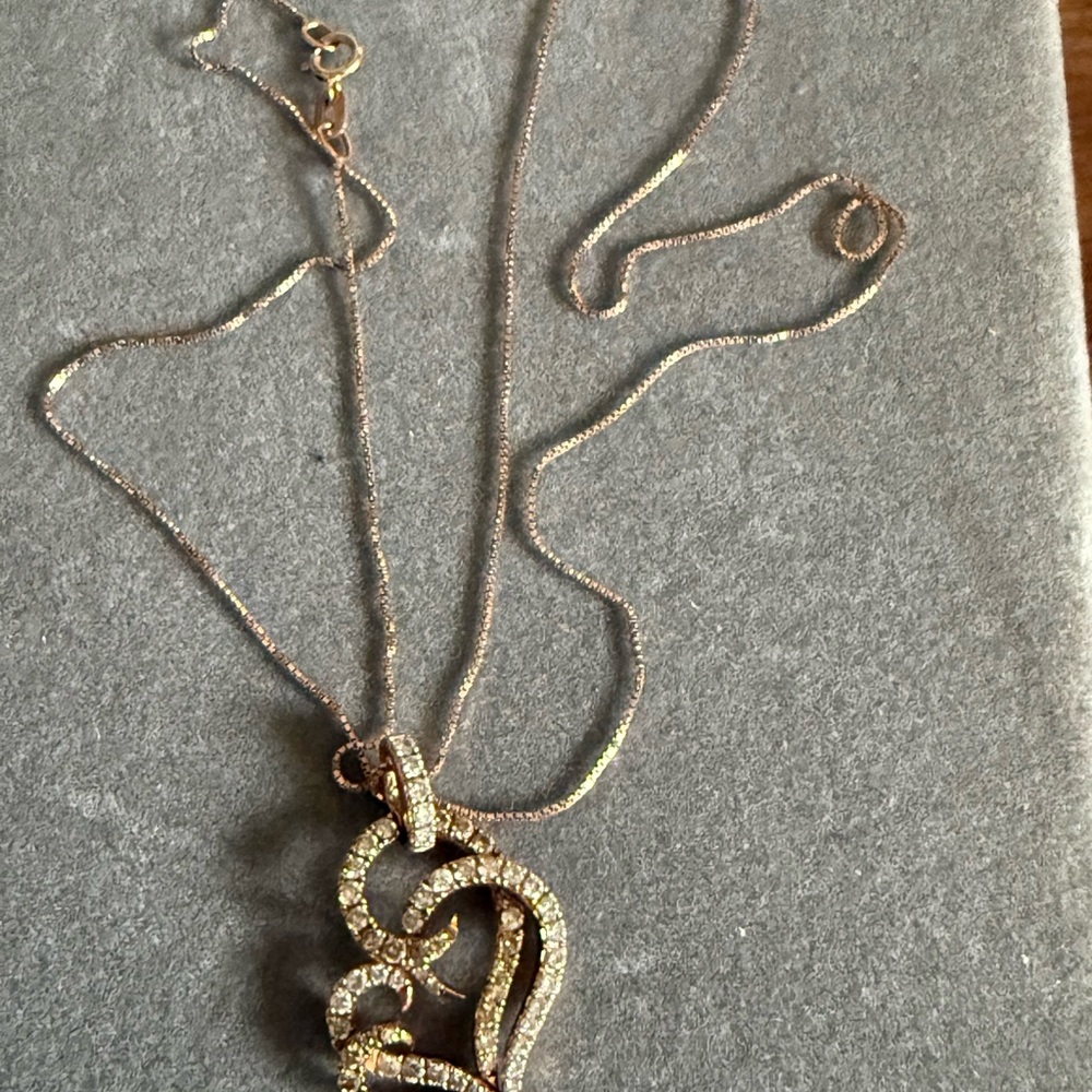 Elegant Gold Heart Pendant Necklace